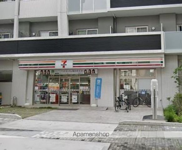 コンビニ　セブンイレブン（コンビニ）まで425m