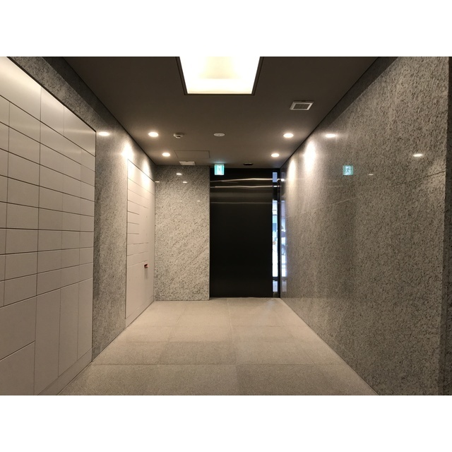 エントランス　エントランスホール