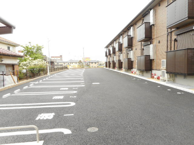 駐車場　駐車場