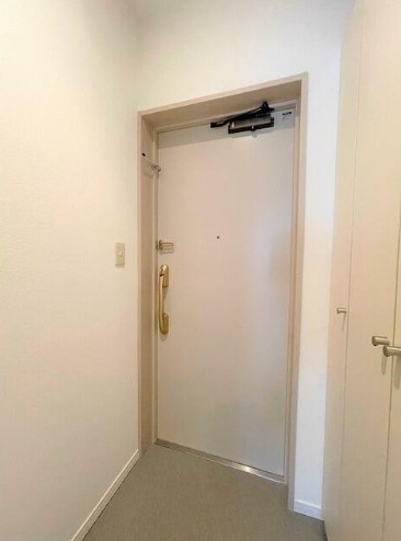 玄関　同タイプのお写真です