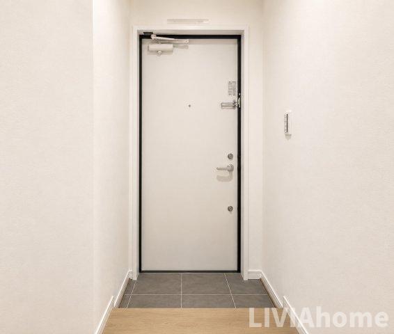 玄関　同シリーズの参考写真です。実際の設備・内装は現況を優先とさせ