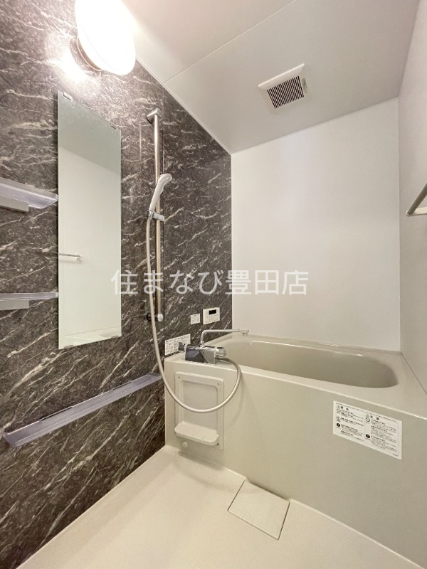 バス・シャワールーム　同型タイプ