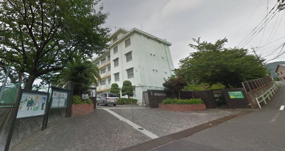 中学校　北九州市立沼中学校（中学校）まで1130m