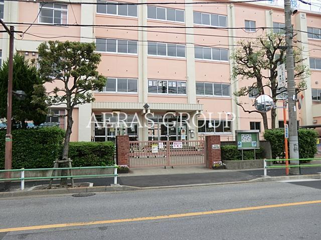 中学校　葛飾区立大道中学校（中学校）まで595m