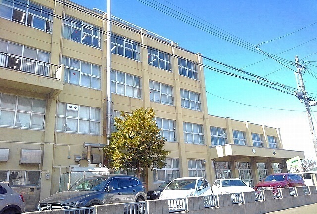 その他　光陽中学校（その他）まで950m