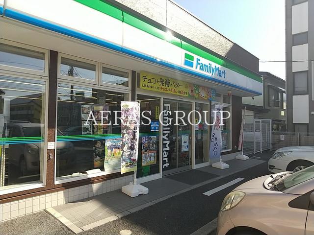 コンビニ　ファミリーマート みのり台駅前通り店（コンビニ）まで203m