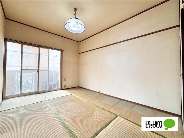 ライブリーみずほ台の居間写真
