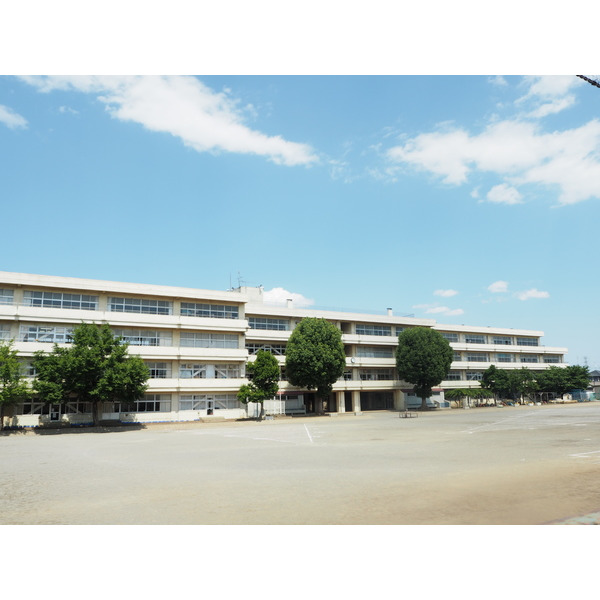 小学校　富士見市立みずほ台小学校（小学校）まで749m