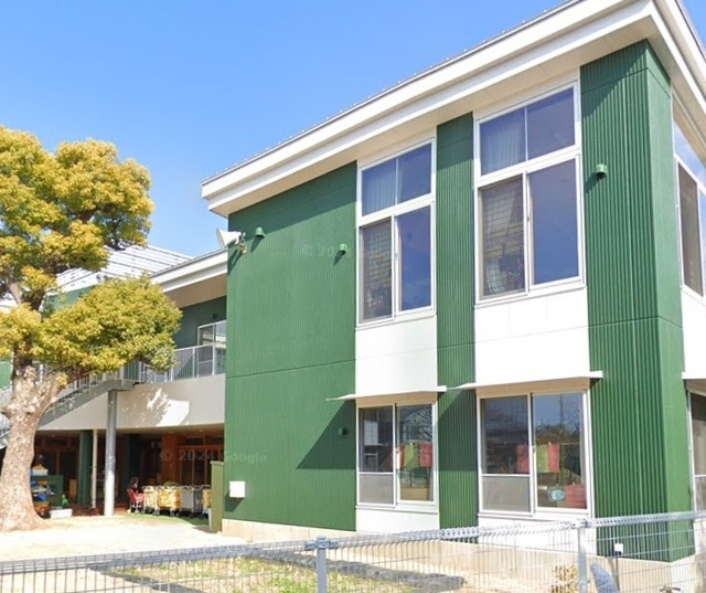 幼稚園・保育園　みどり丘こども園（幼稚園・保育園）まで550m
