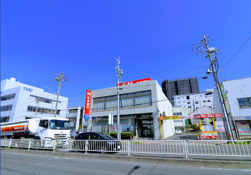 銀行　中京銀行八熊支店（銀行）まで796m