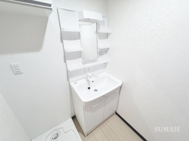 洗面設備　独立洗面台です
