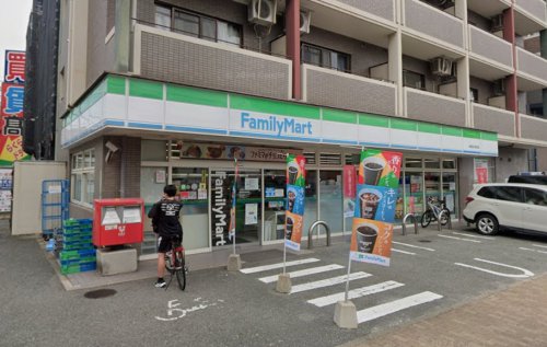 コンビニ　ファミリーマート 福岡姪浜駅南店（コンビニ）まで841m