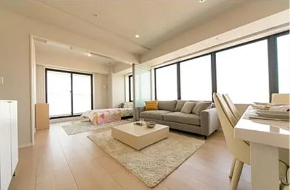 居室・リビング　※同タイプ部屋の写真です