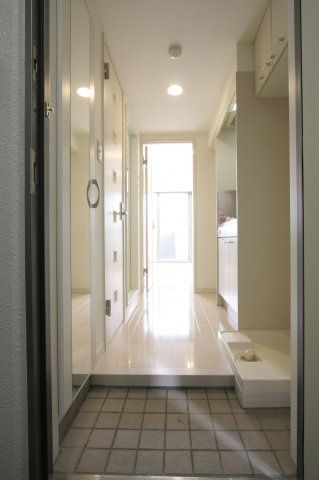 玄関　（別タイプ参考写真）イクス　ピア　文京区本郷3 イクス　ピア