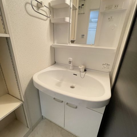 洗面設備　同仕様タイプです