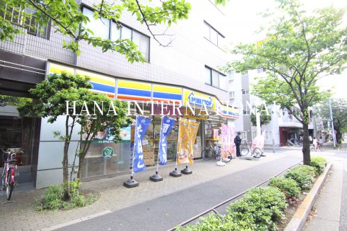 コンビニ　ミニストップ 篠崎町1丁目店（コンビニ）まで933m