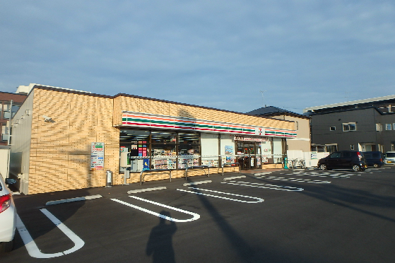コンビニ　セブンイレブン 新潟和合町1丁目店（コンビニ）まで198m