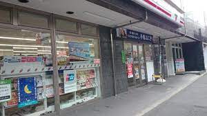 コンビニ　セブンイレブン 六本木3丁目店（コンビニ）まで200m