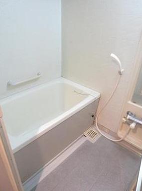 バス・シャワールーム　バス※別部屋参考写真