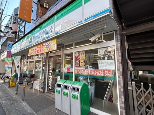 コンビニ　ファミリーマート ナカムラ二子新地店（コンビニ）まで909m