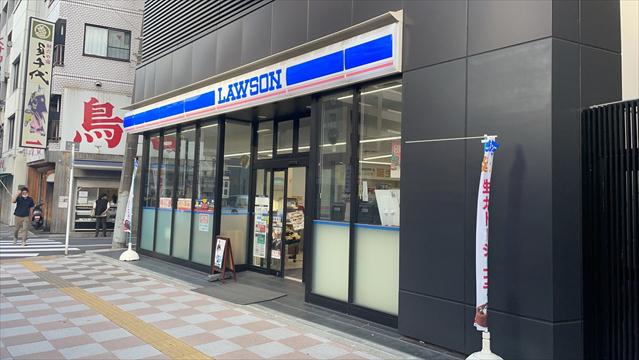 コンビニ　ローソン（コンビニ）まで110m