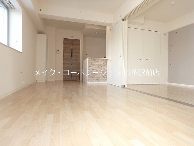 居室・リビング　※写真は棟内別部屋参考写真