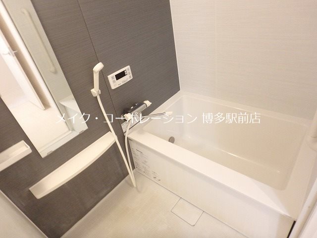 バス・シャワールーム　※写真は棟内別部屋参考写真