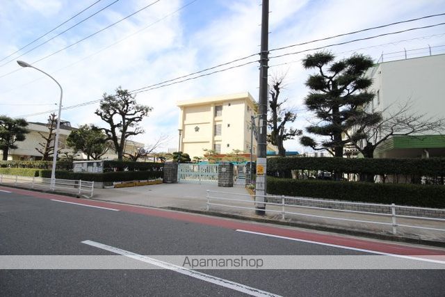小学校　白島小学校（小学校）まで370m