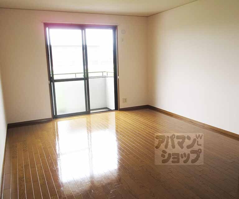 居室・リビング　広々としたお部屋です。
