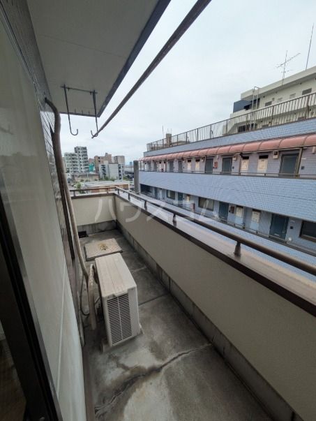 都営新宿線 篠崎駅 徒歩2分 4階建 築32年の内装写真