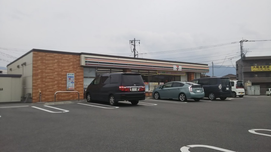 コンビニ　セブンイレブン昭和町昭和町河西店（コンビニ）まで180m
