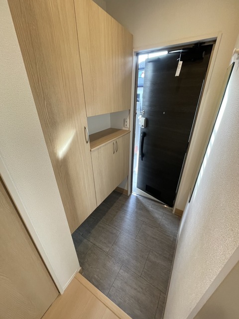 玄関　★同施工会社参考写真★