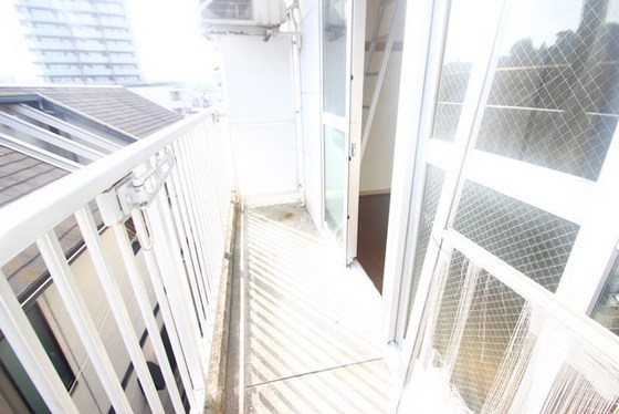 バルコニー　※別部屋の写真です