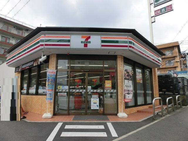 コンビニ　セブンイレブン小倉工業高校前店（コンビニ）まで360m