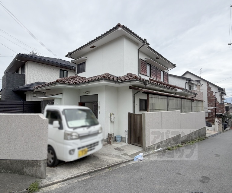 深草中ノ島町貸家の外観写真