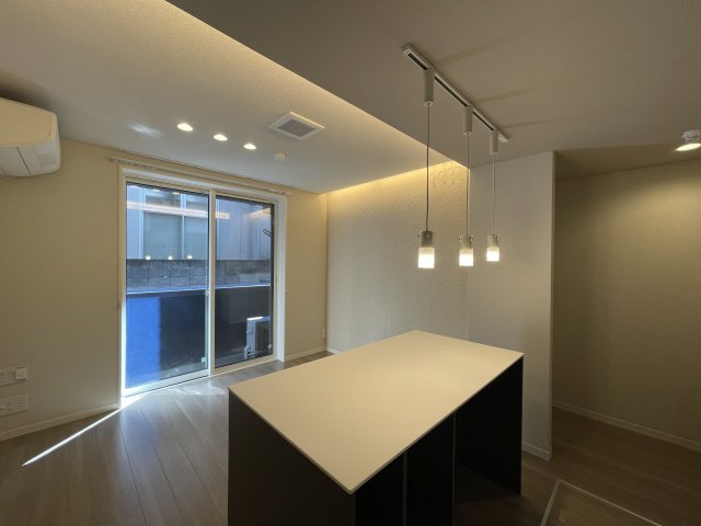 タマハイツの居間写真