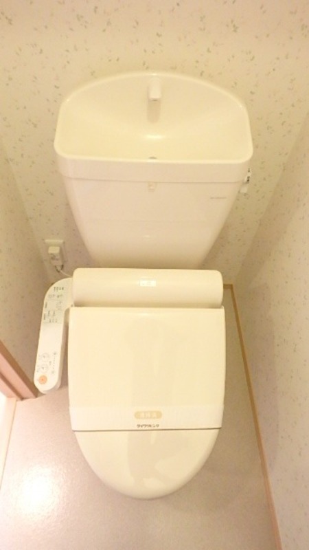 トイレ　図面と現状に相違がある場合には現状を優先