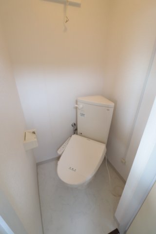 日建ハイツのトイレ写真