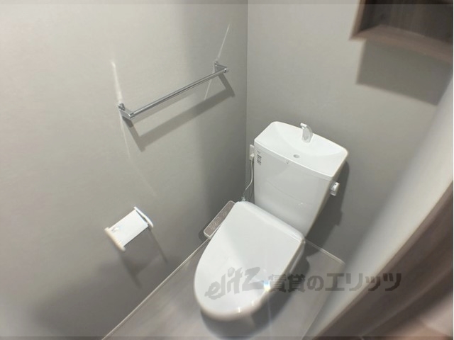 コンフォール畝傍のトイレ写真
