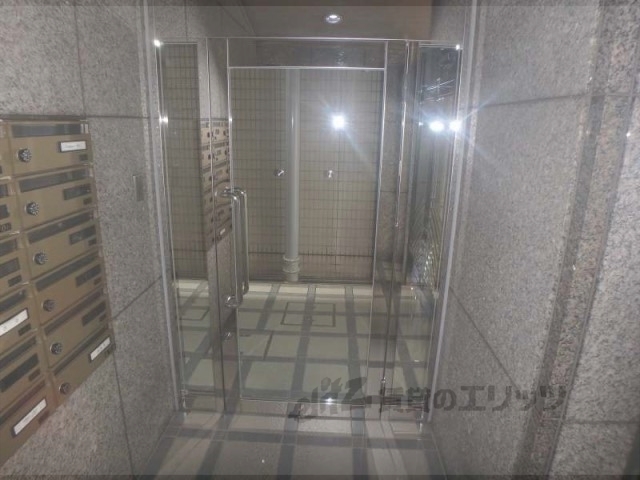 ヴァン四条大宮の外観写真