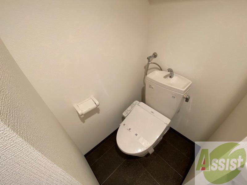 トイレ　トイレです。ウォシュレット付を探している方、おすすめです。