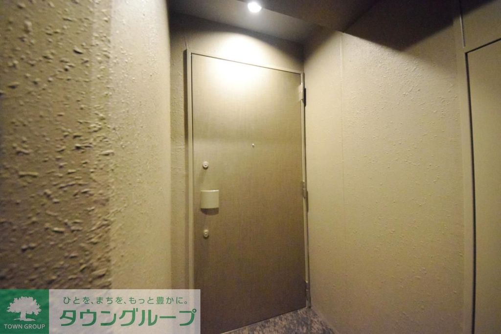 玄関　★お部屋探しは株式会社タウンハウジング東京まで★