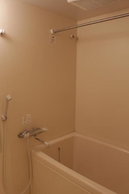 バス・シャワールーム　別タイプ部屋　参考写真です