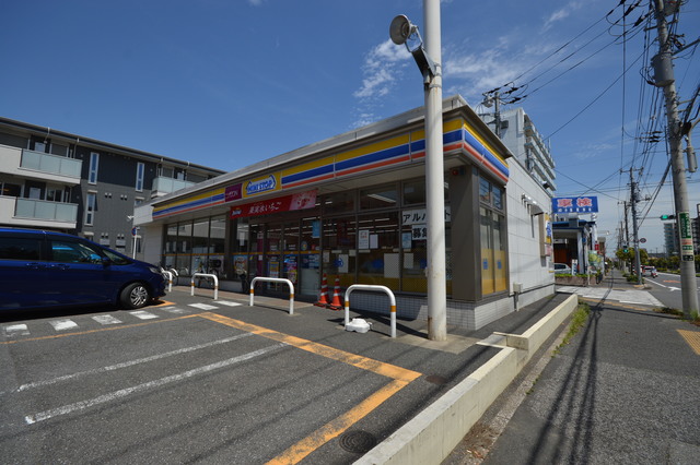 コンビニ　ミニストップ千葉真砂店（コンビニ）まで1064m