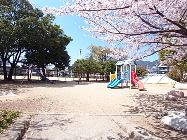 公園　岩屋街園（公園）まで196m
