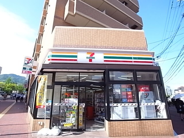 コンビニ　セブンイレブン神戸灘岩屋駅前店（コンビニ）まで115m