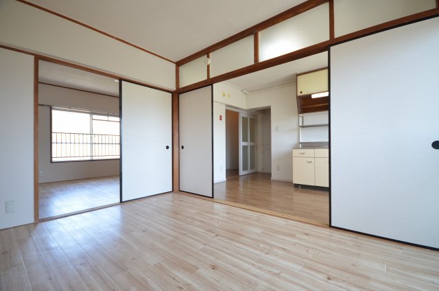 居室・リビング　※同建物・別物件の写真です