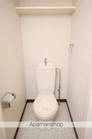 地下鉄谷町線 中崎町駅 徒歩1分 10階建 築28年のトイレ写真