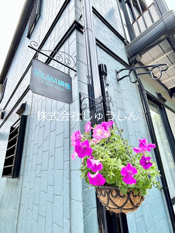 エントランス　☆閑静な住宅街にある2面採光の角部屋2DK☆