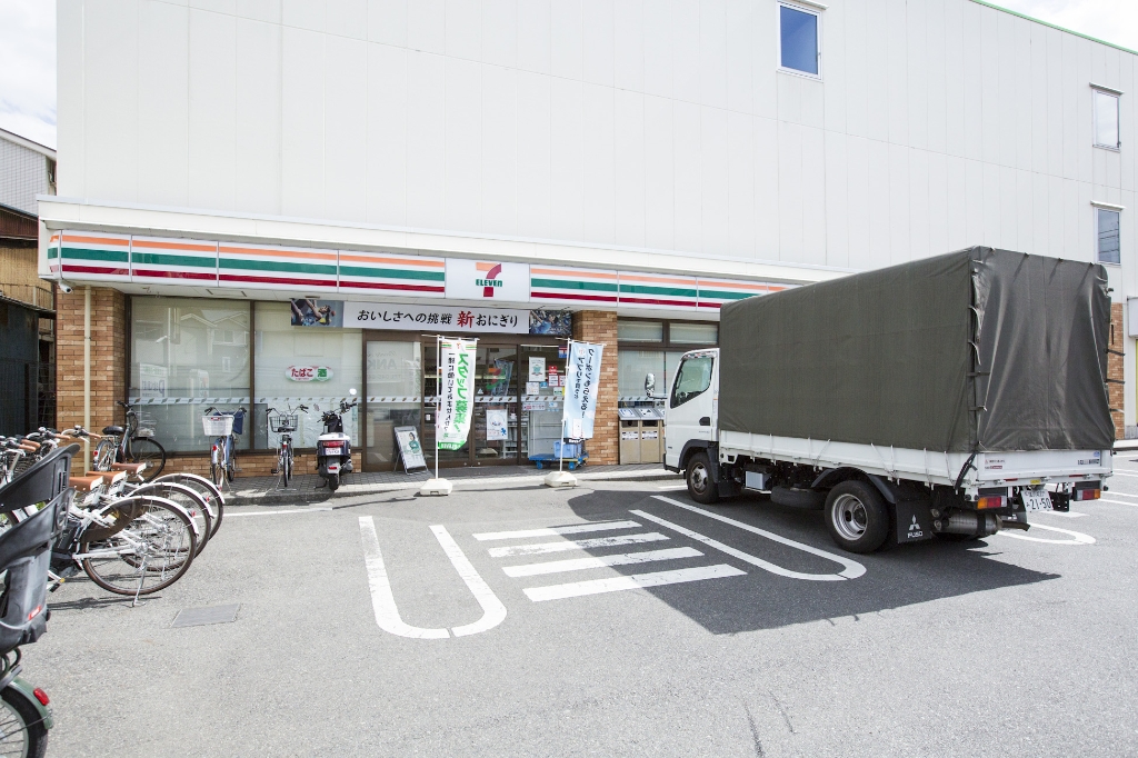 コンビニ　セブンイレブン　横浜樽町2丁目店（コンビニ）まで641m
